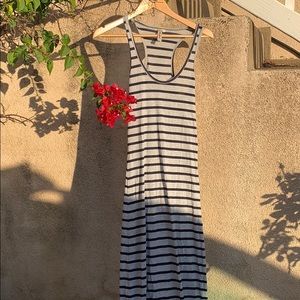 Feathers jersey stripped light breezy maxi dress